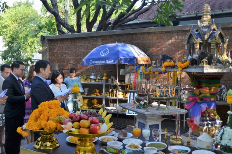 สำนักกิจการพิเศษ มสด. จัดพิธีทำบุญเลี้ยงพระเพื่อความเป็นสิริมงคล เนื่องในโอกาสวันขึ้นปีใหม่ 2562