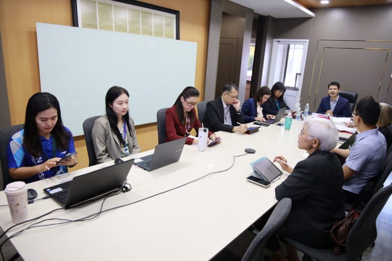 การประชุมชี้แจงและทบทวนแผนยุทธศาสตร์ ด้านวิทยาศาสตร์ วิจัย และนวัตกรรม มหาวิทยาลัยสวนดุสิต พ.ศ. 2570-2573