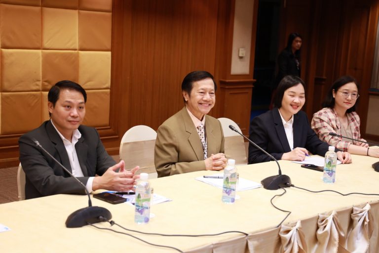 อธิการบดี จัดประชุมขับเคลื่อนการดำเนินงานของ SDU SMART # 1 ครั้งที่ 3(4)/256