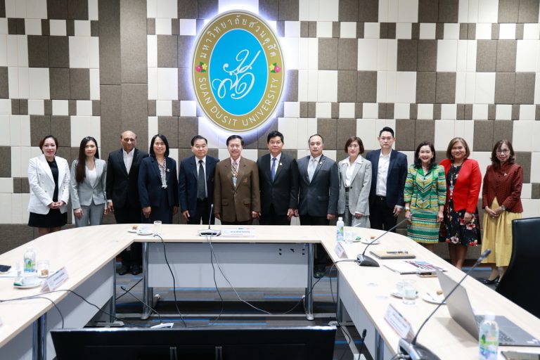 สถาบันศิโรจน์ผลพันธิน ร่วมกับสวนดุสิตโพล จัดเสวนา SPI Impact Pathway: Panel Discussion on “The Role of Thai Higher Education in National Development.” (บทบาทอุดมศึกษาไทยกับการพัฒนาประเทศ)