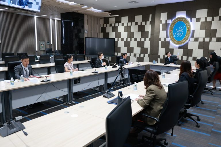 ประชุมมอบนโยบายการขับเคลื่อนการดำเนินงานของอธิการบดีฯ