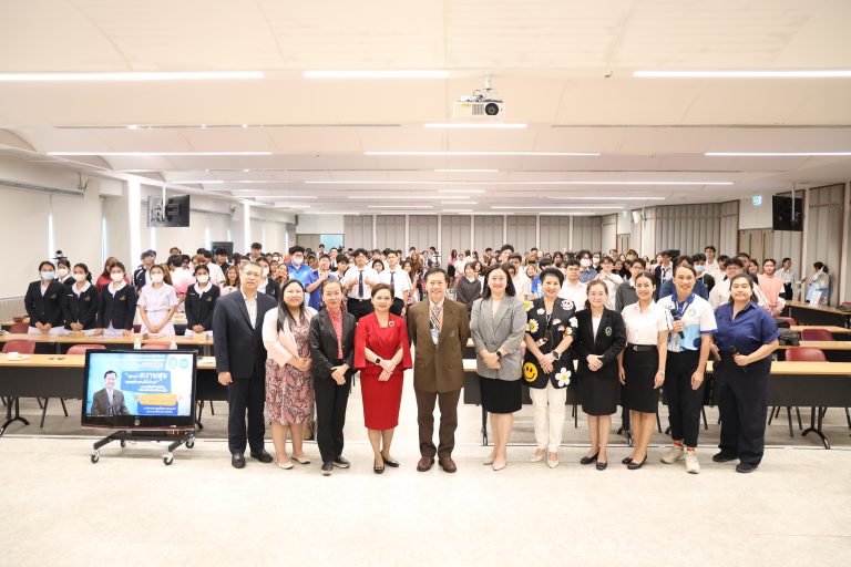 ศูนย์พัฒนาทุนมนุษย์ ร่วมกับ สำนักส่งเสริมวิชาการและงานทะเบียน จัดทำโครงการจัดการเรียนการสอนเชิงประสบการณ์ รายวิชาคุณค่าของความสุข ในภาคเรียนที่ 1 ปีการศึกษา 2568