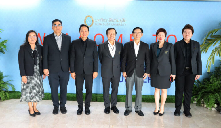 ศาสตราจารย์ ดร.สมคิด เลิศไพฑูรย์ ปาฐกถาในหัวข้อ “ธรรมาธิบาลและความโปร่งใส : รากฐานของมหาวิทยาลัยที่ยั่งยืน” จัดโดย โรงเรียนกฎหมายและการเมือง มหาวิทยาลัยสวนดุสิต